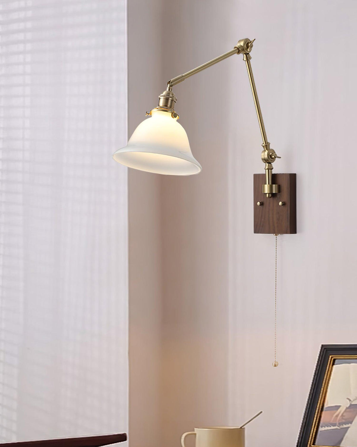Ivrencove Brass Wall Light-Moonnatur