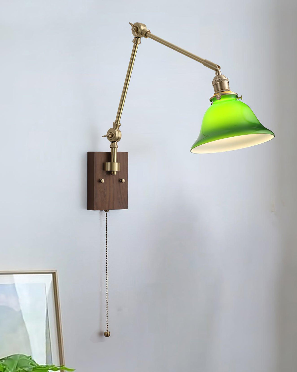 Ivrencove Brass Wall Light-Moonnatur