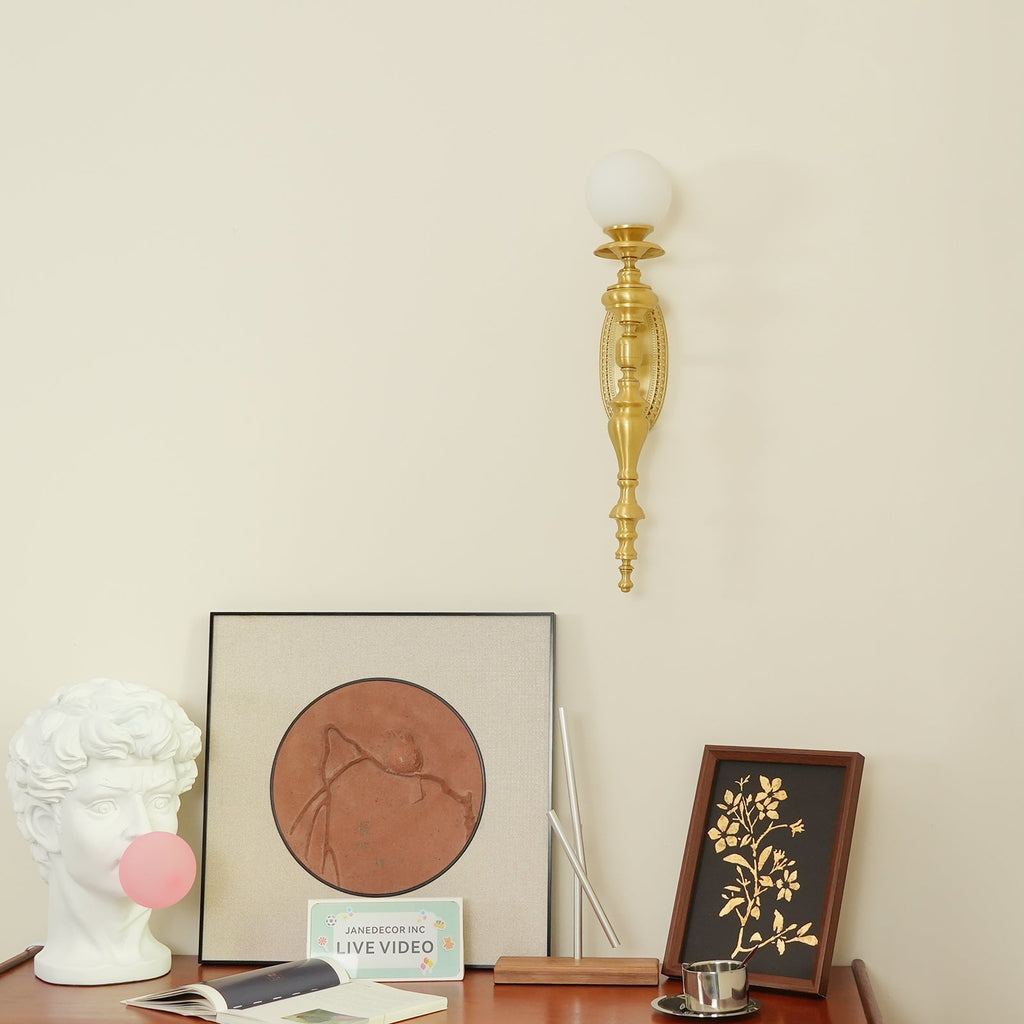Garnelwell Brass Wall Light-Moonnatur