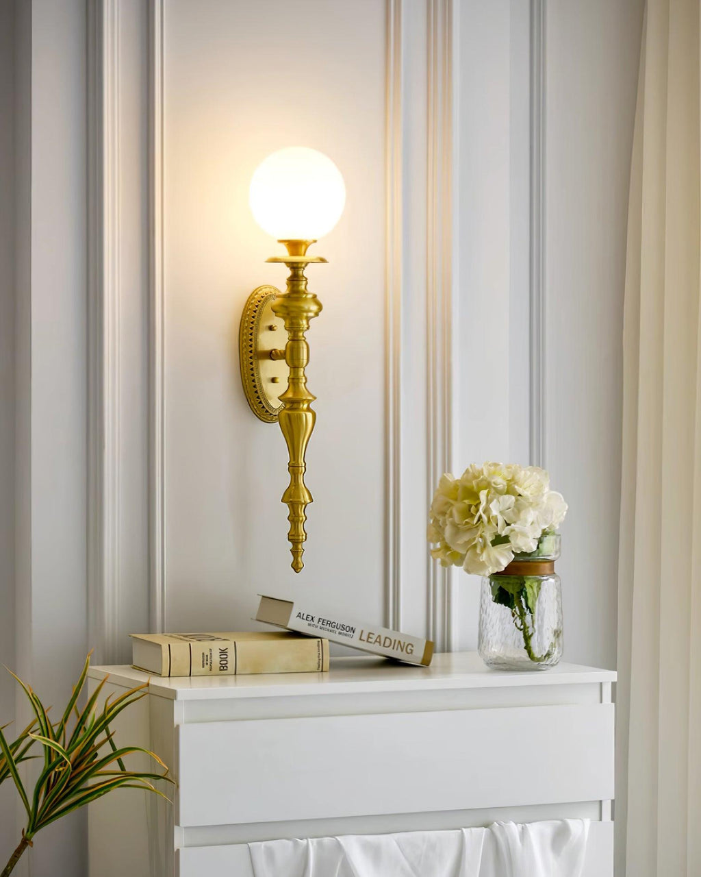Garnelwell Brass Wall Light-Moonnatur