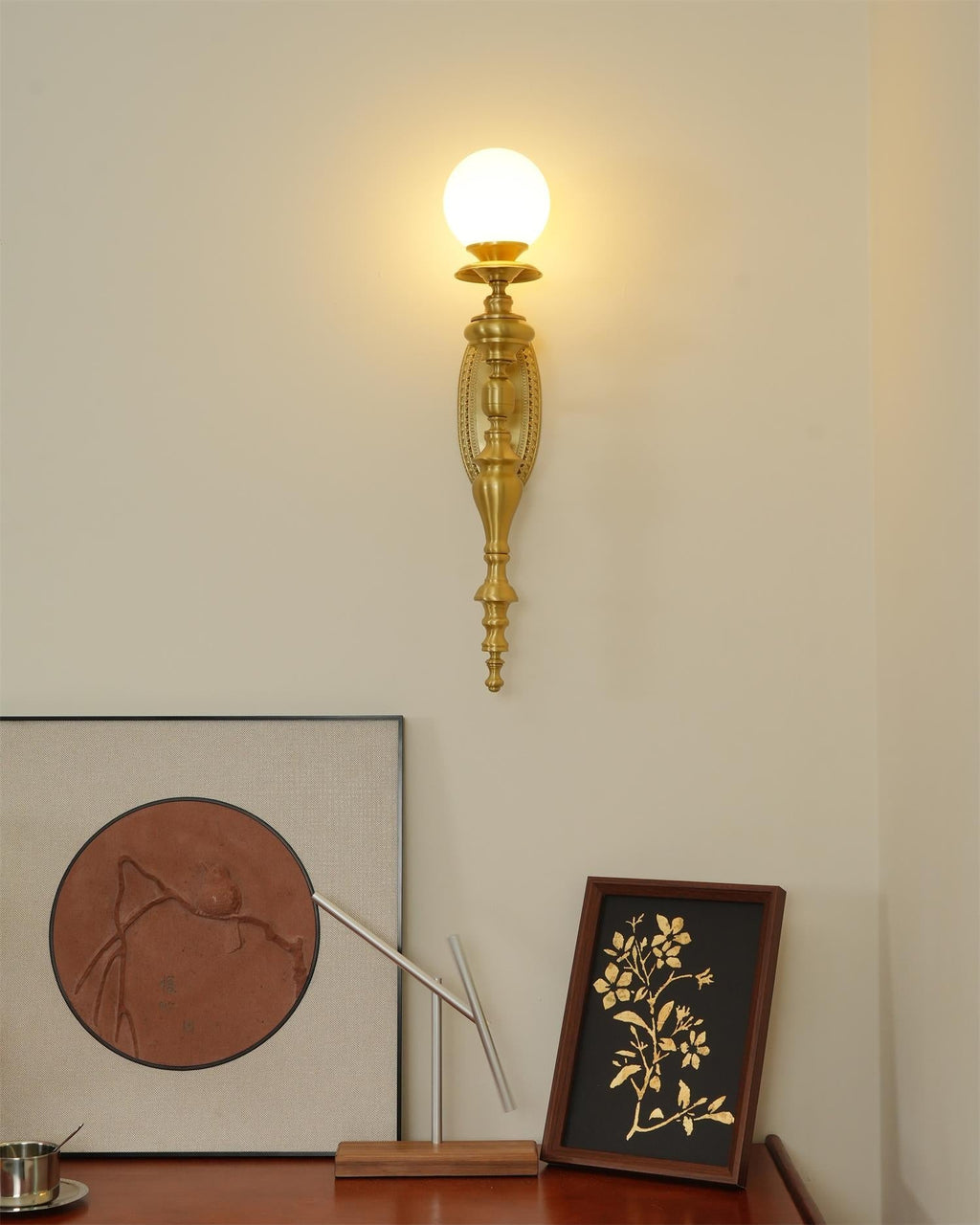 Garnelwell Brass Wall Light-Moonnatur