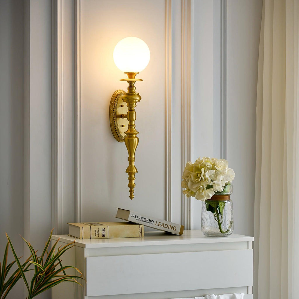 Garnelwell Brass Wall Light-Moonnatur