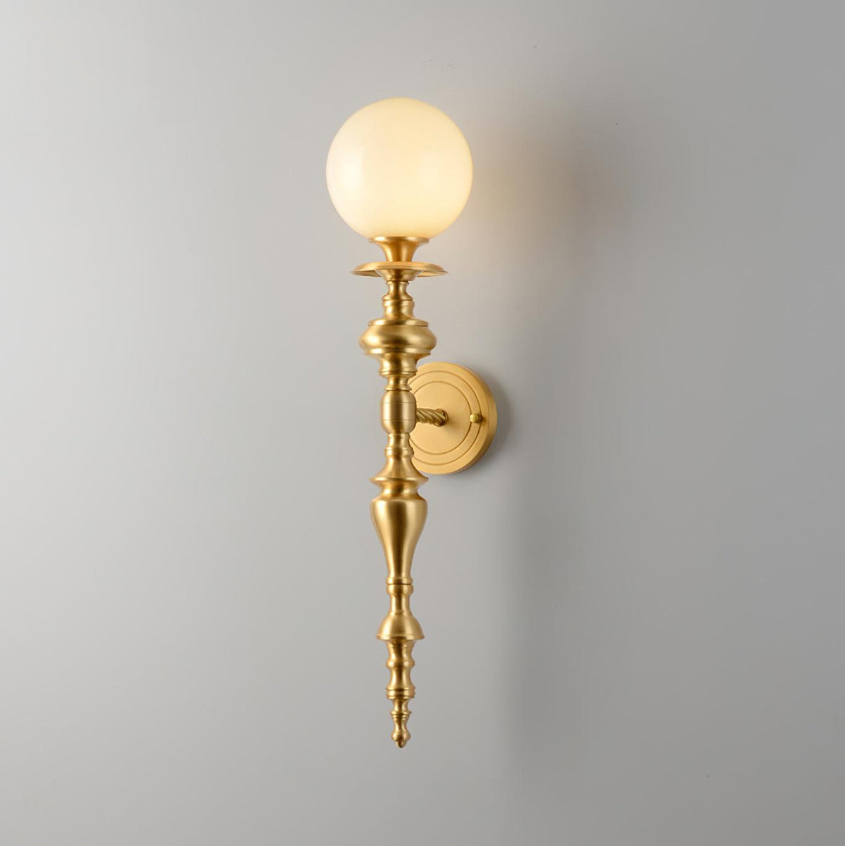 Garnelwell Brass Wall Light-Moonnatur
