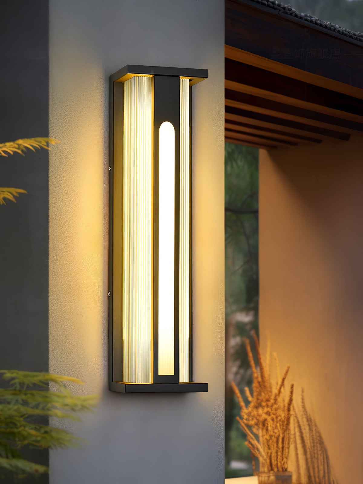 Hadrina Stainless Steel Wall Light-Moonnatur