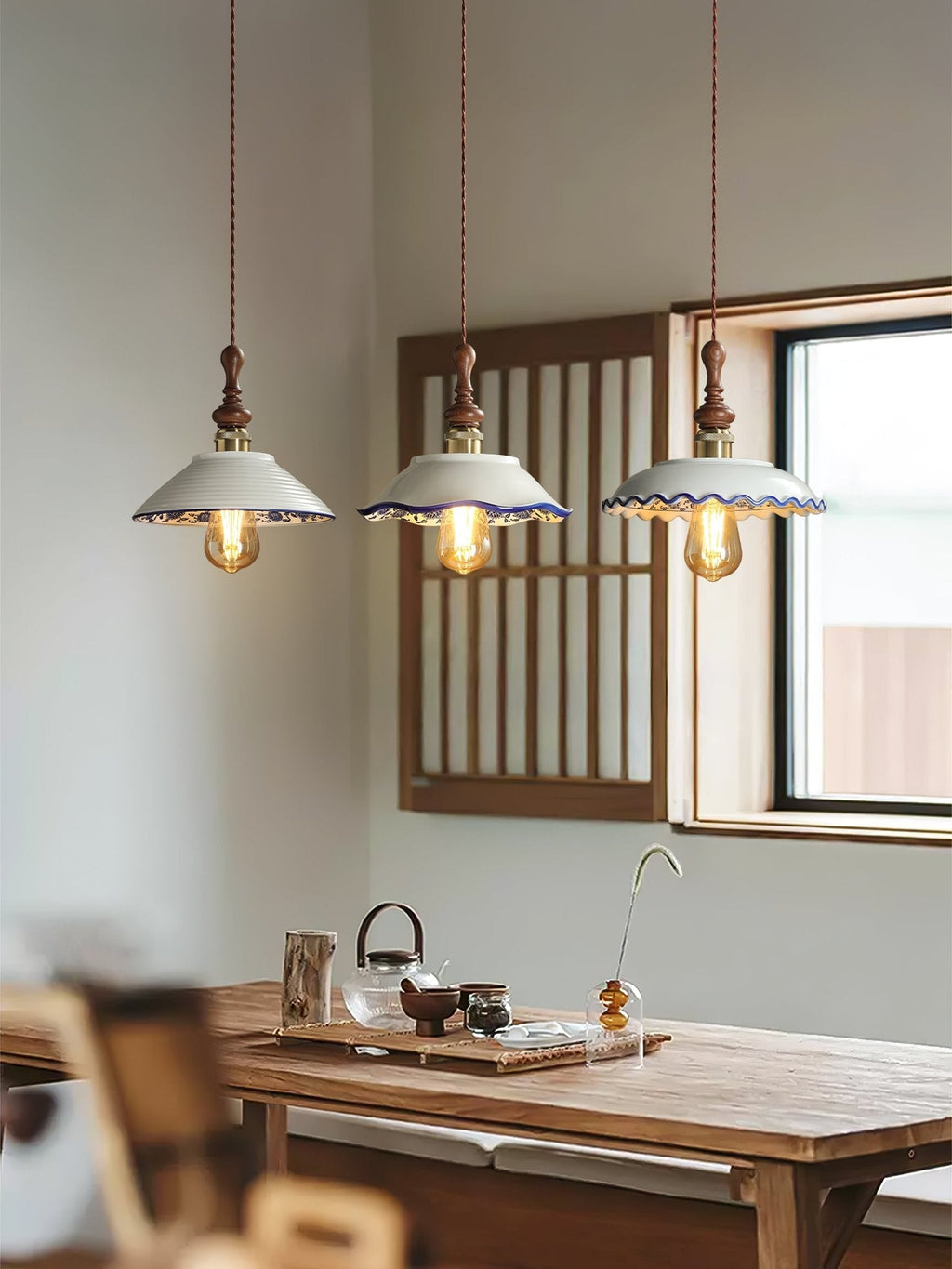 Cumberelia Ceramic Pendant Light-Moonnatur