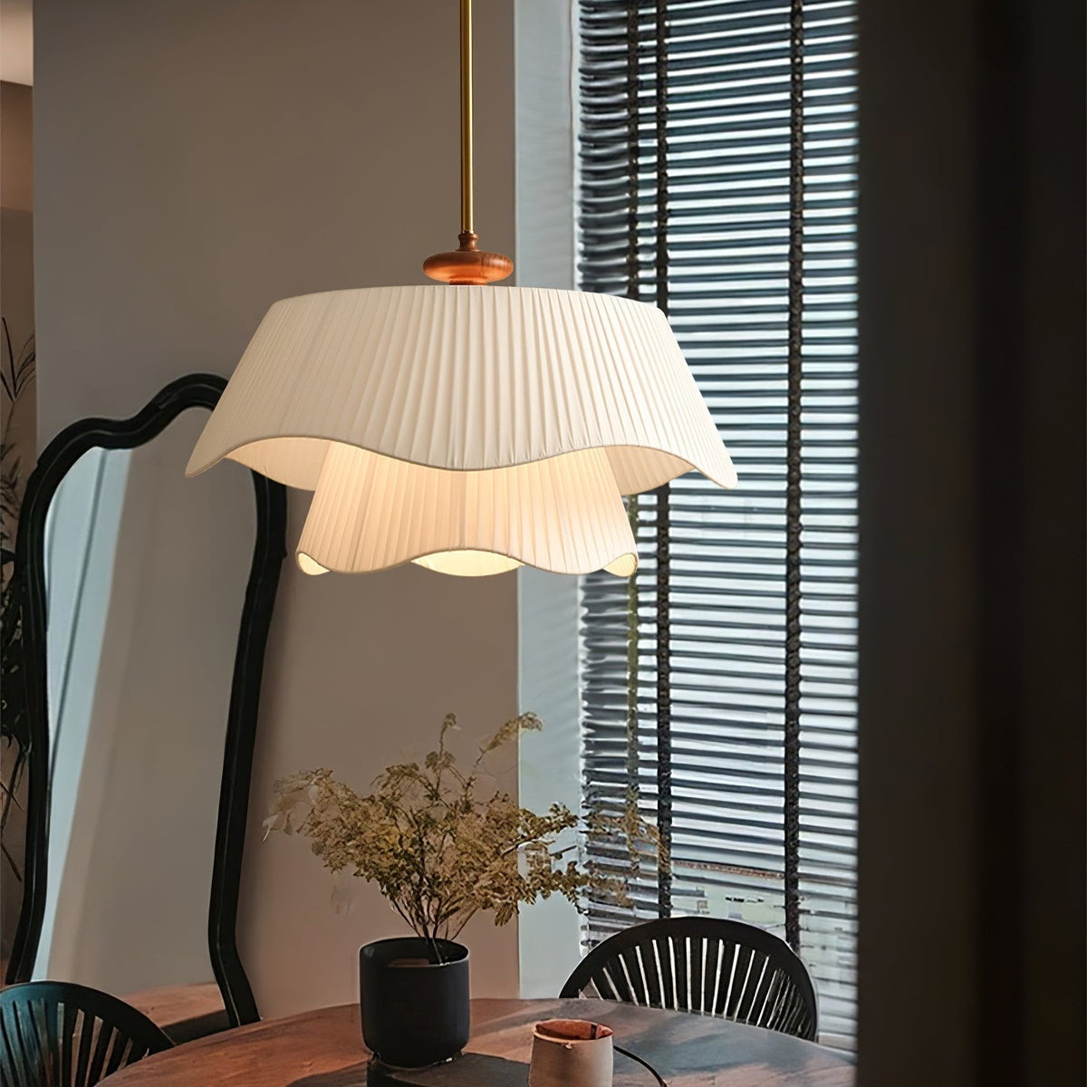 Dawnmere Glass Pendant Light-Moonnatur