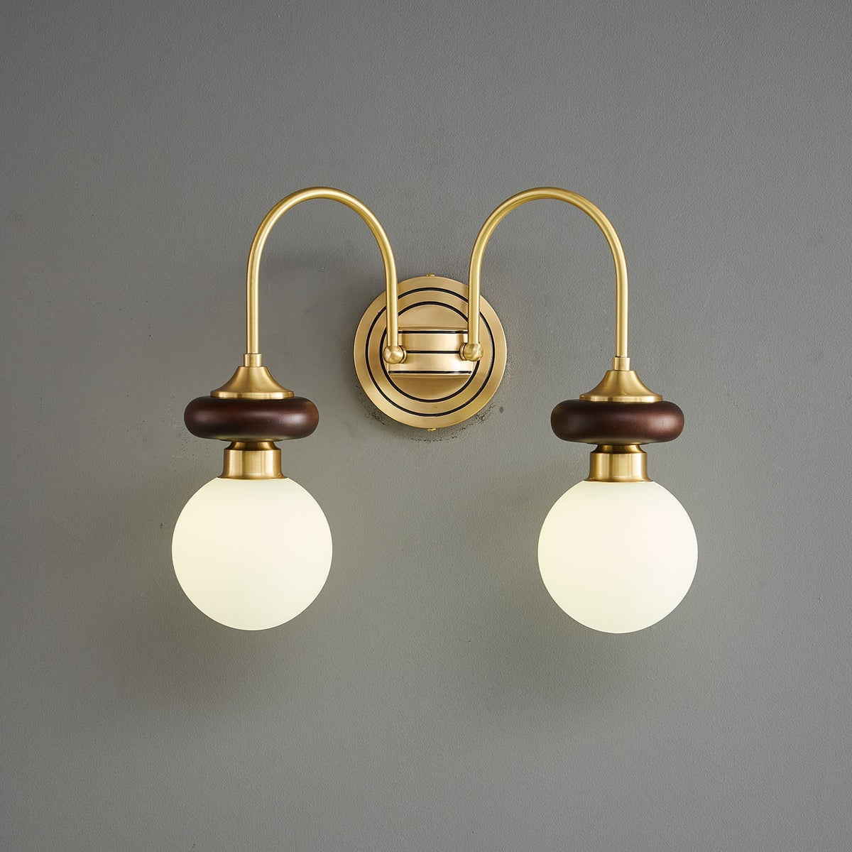 Lareneth Glass Wall Light-Moonnatur