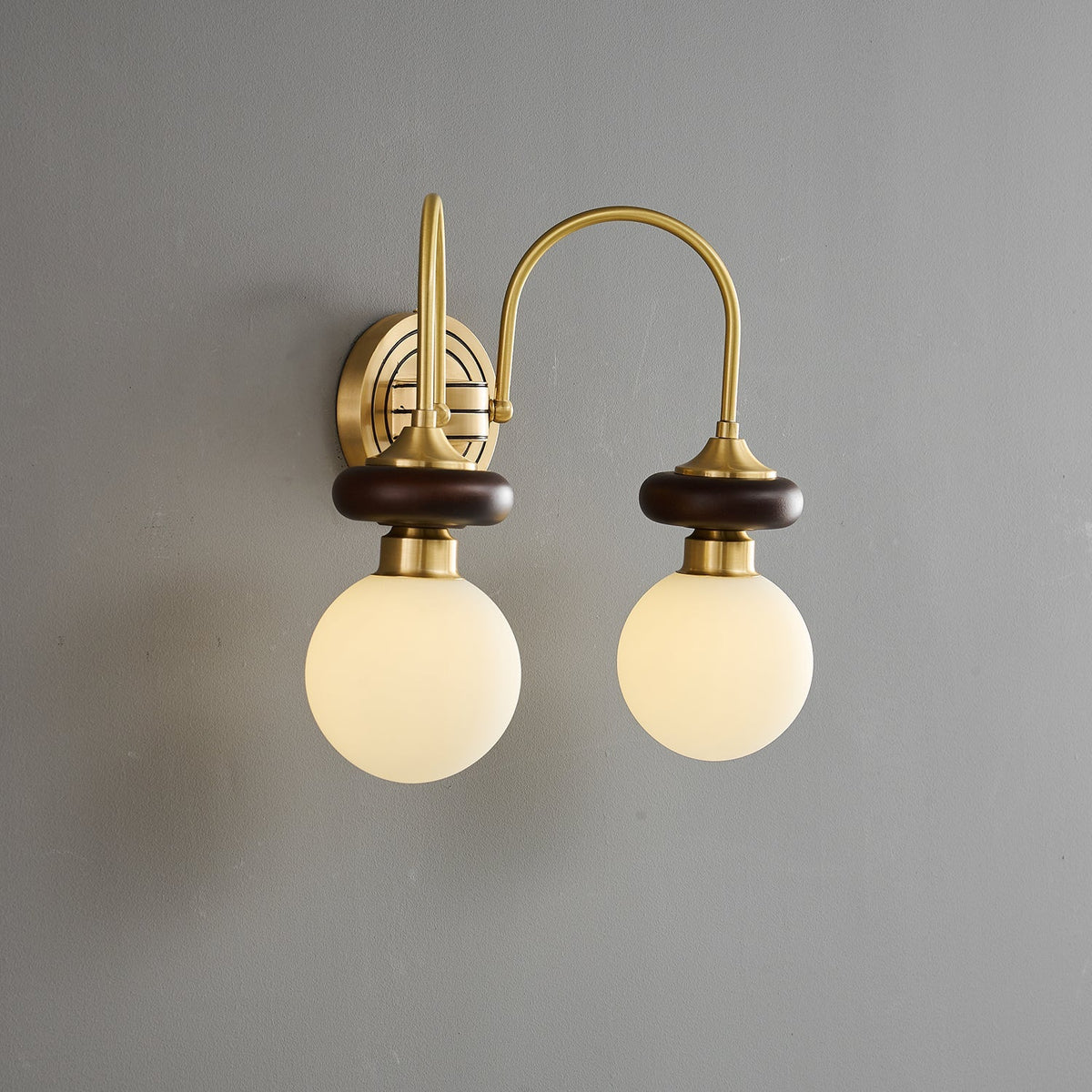 Lareneth Glass Wall Light-Moonnatur