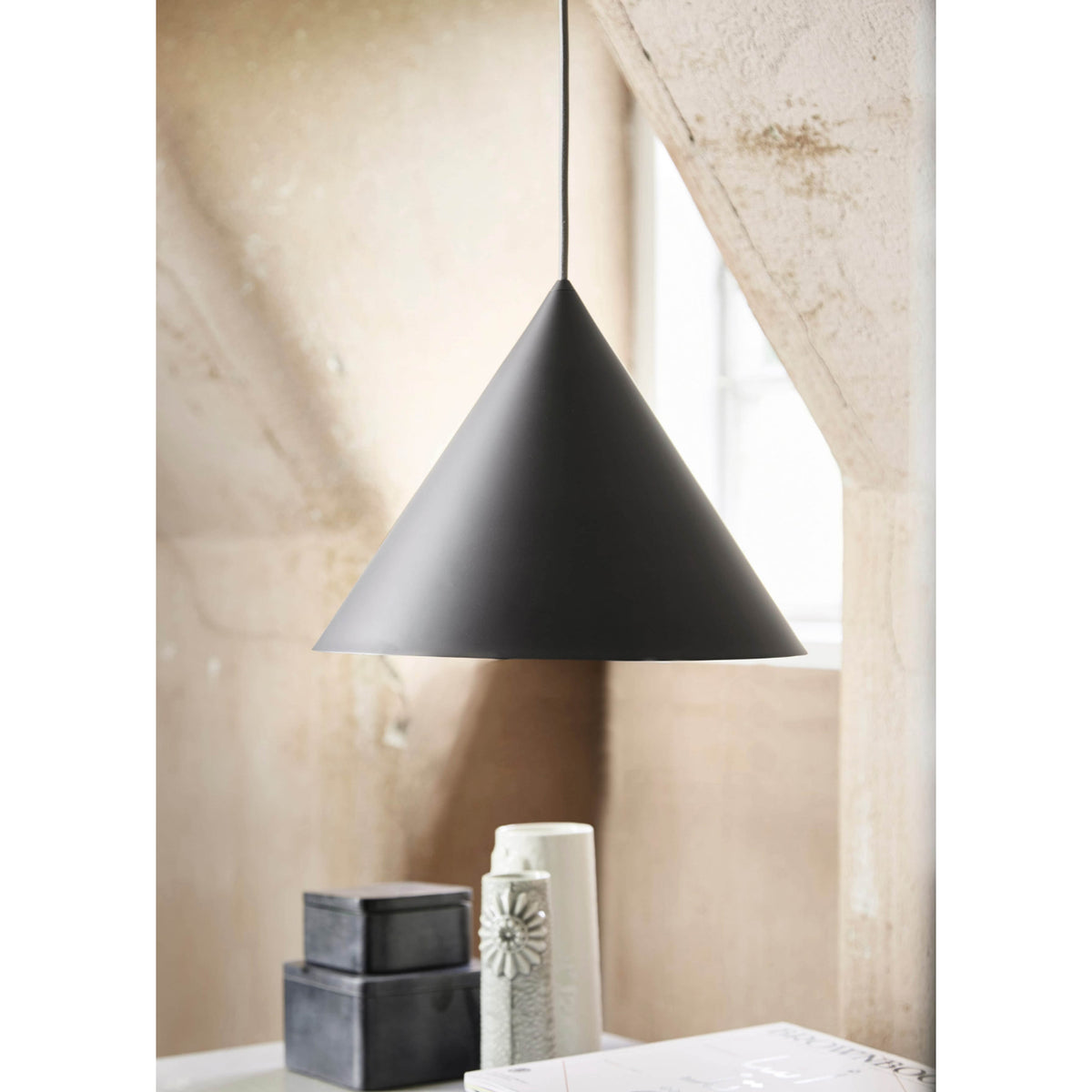 Langrenden Iron Pendant Light-Moonnatur