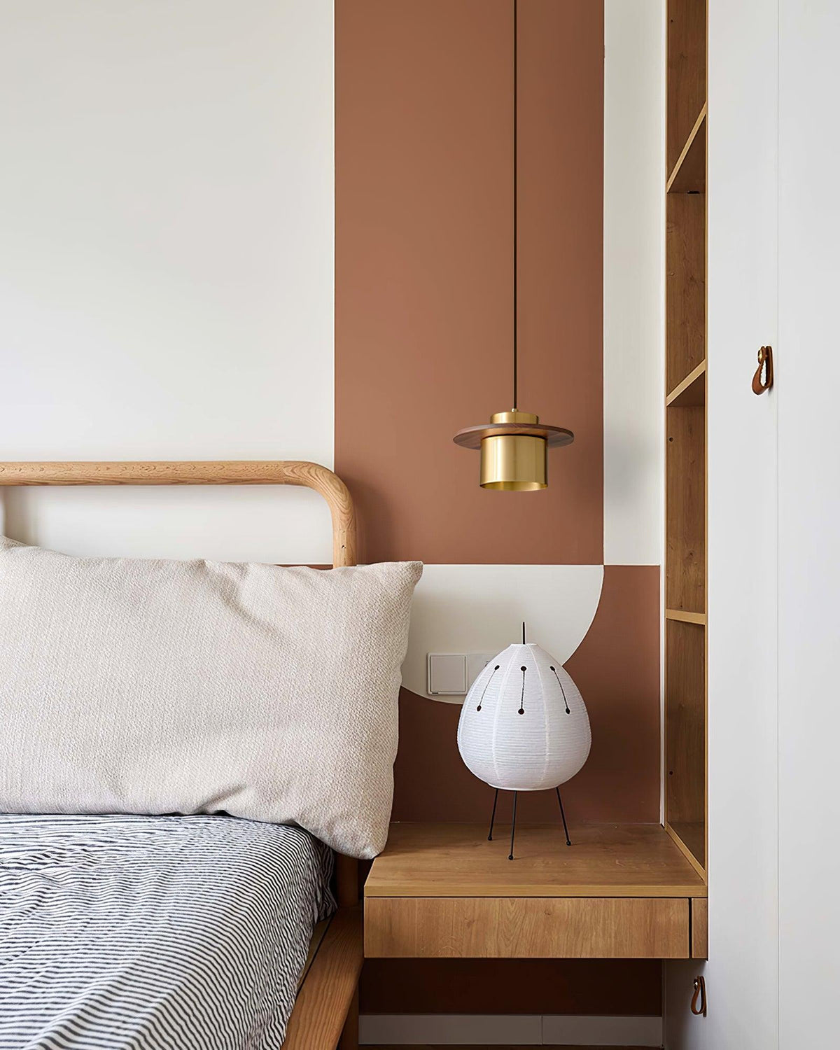 Roweniel Brass Pendant Light-Moonnatur