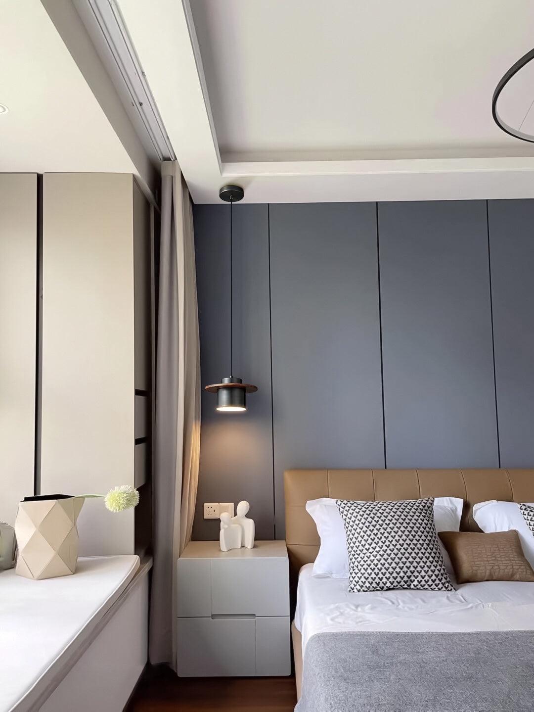 Roweniel Brass Pendant Light-Moonnatur