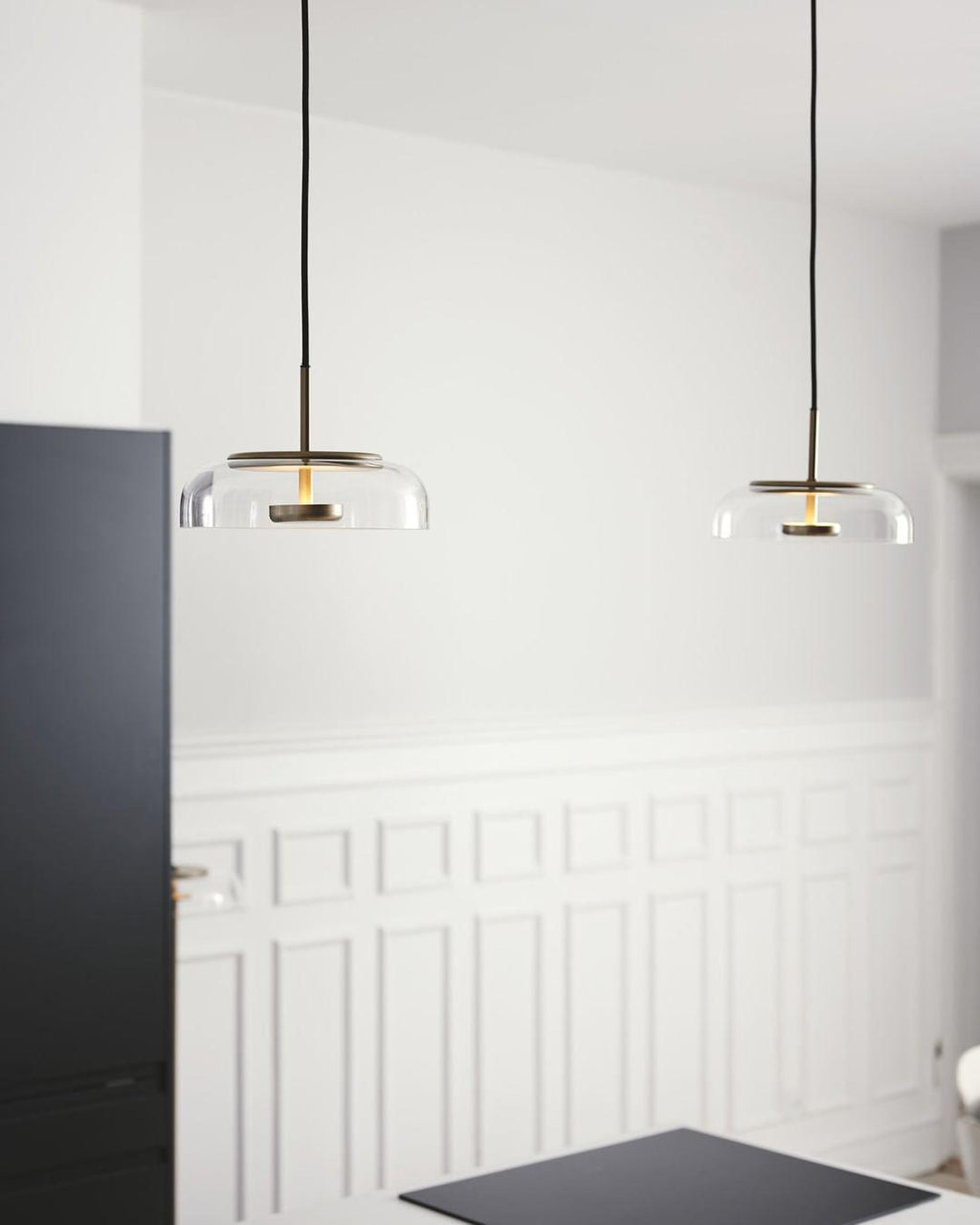 Yavoria Glass Pendant Lamp-Moonnatur