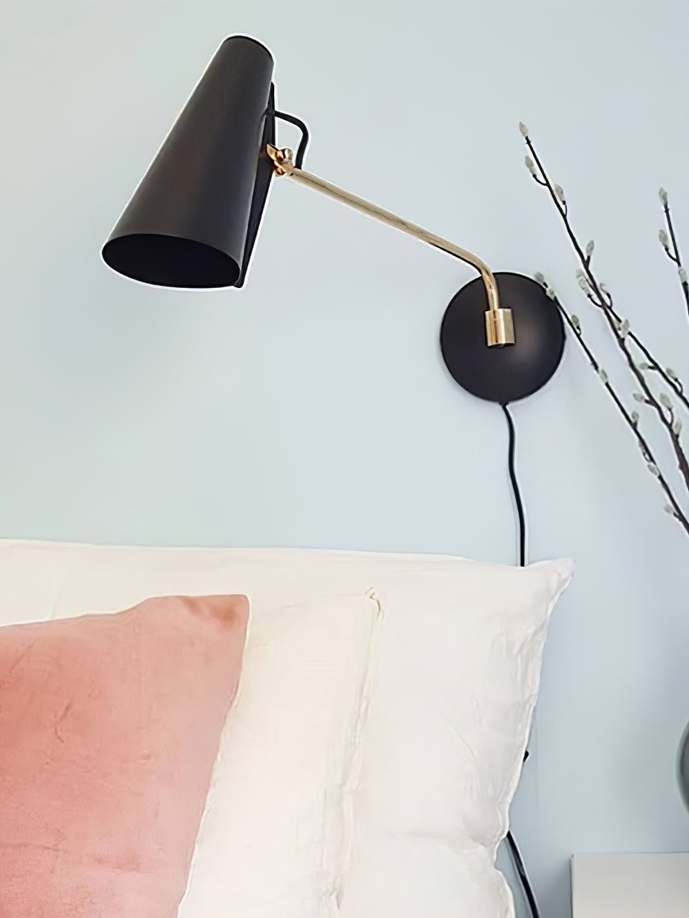 Quenara Aluminium Wall Light-Moonnatur