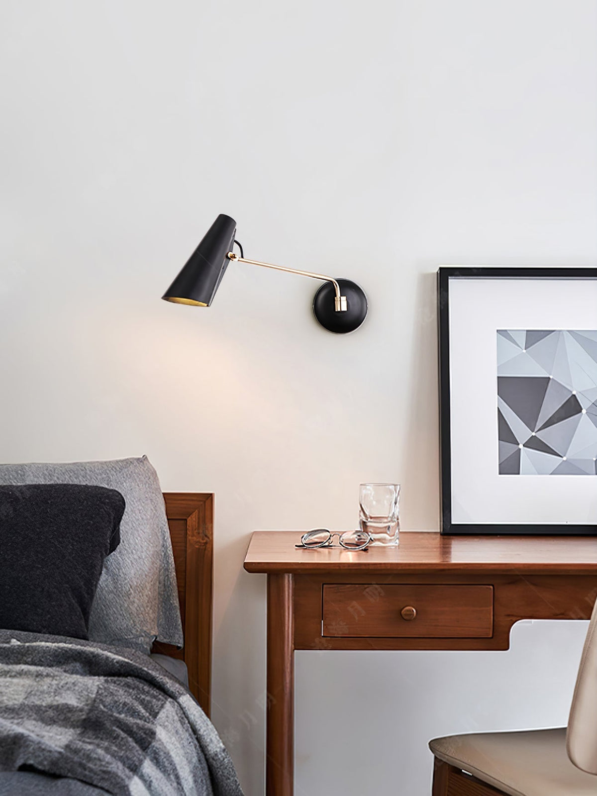 Quenara Aluminium Wall Light-Moonnatur