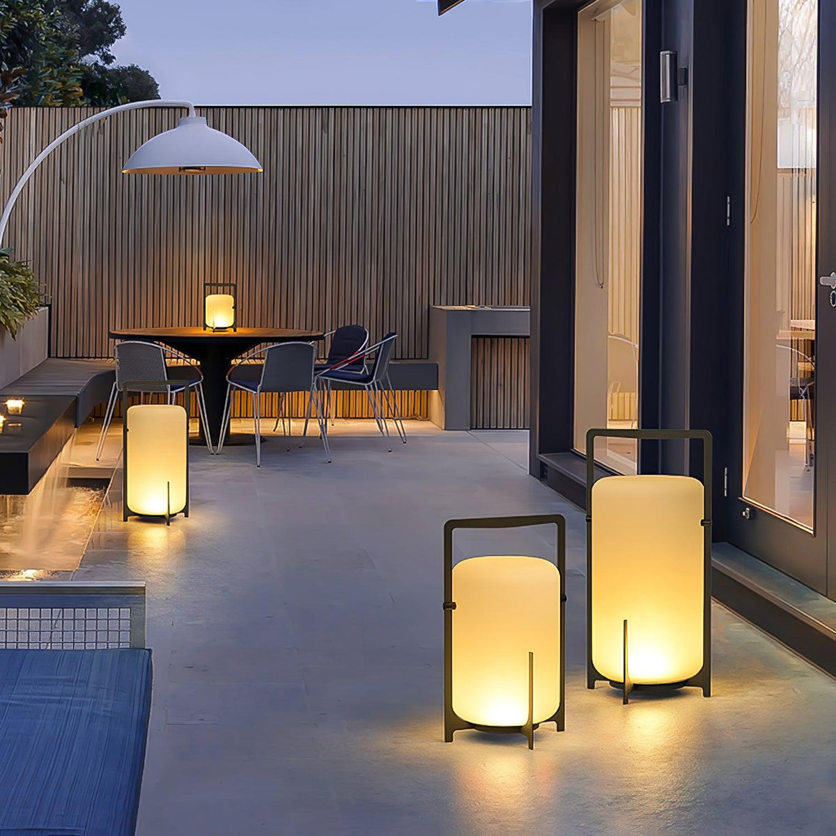 Harlora Plastic Table Lamp-Moonnatur