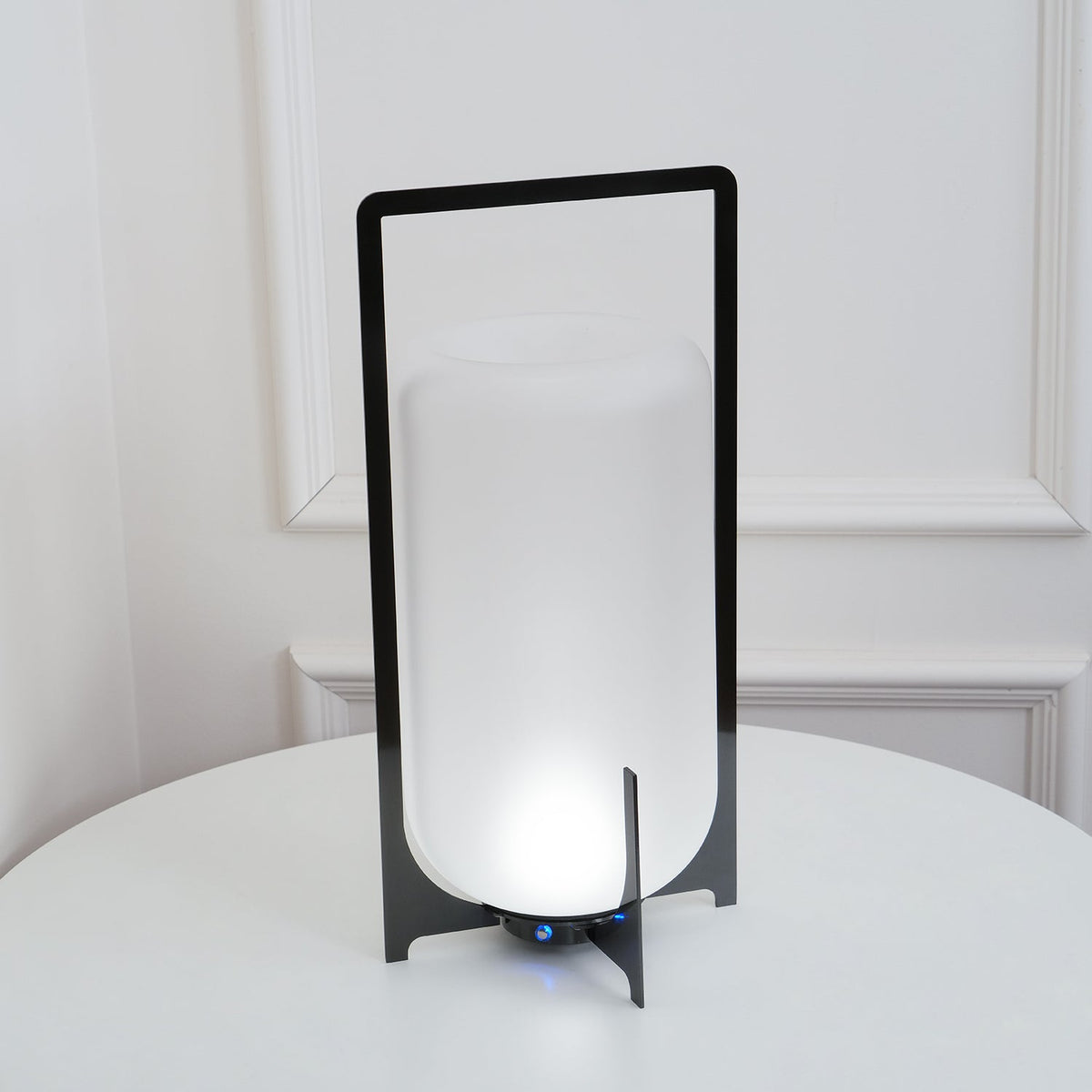 Harlora Plastic Table Lamp-Moonnatur