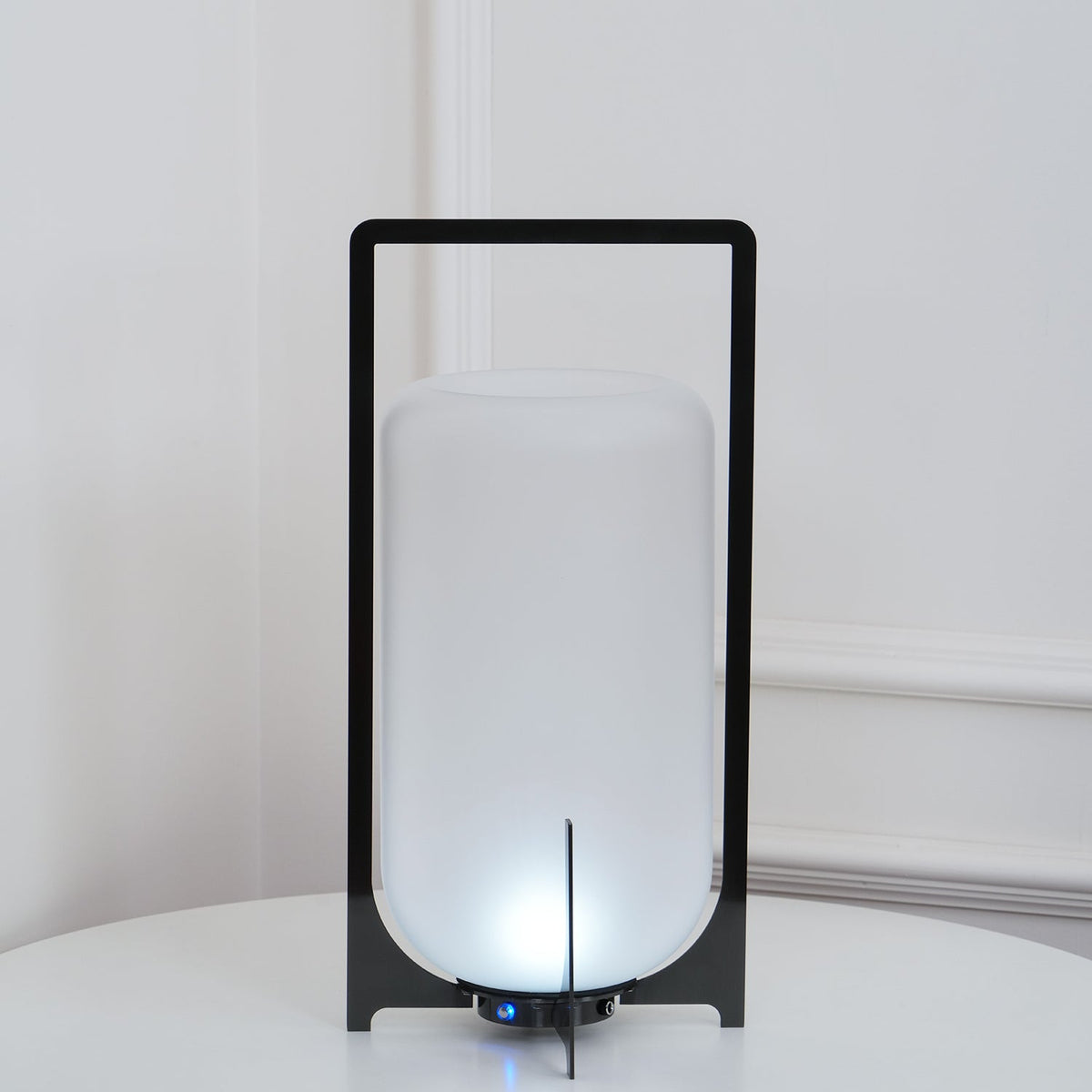 Harlora Plastic Table Lamp-Moonnatur