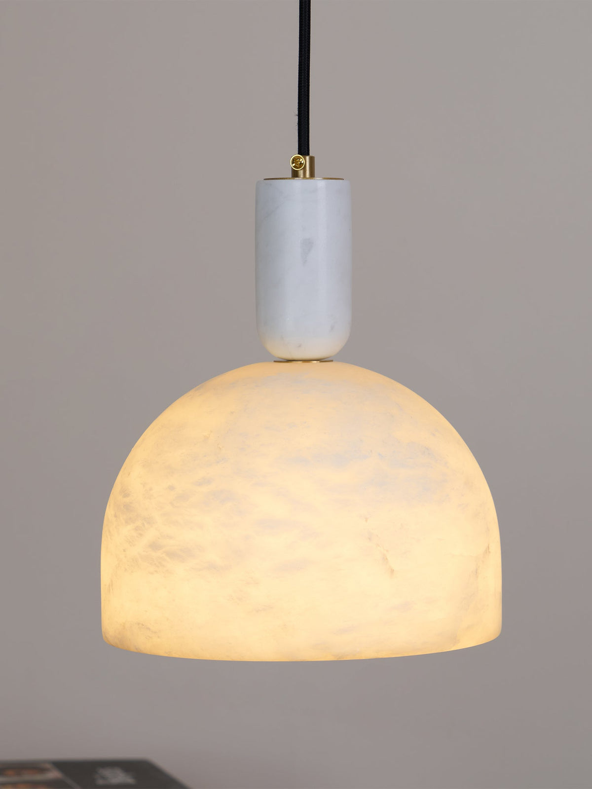 Fenrenenis Alabaster Pendant Light-Moonnatur