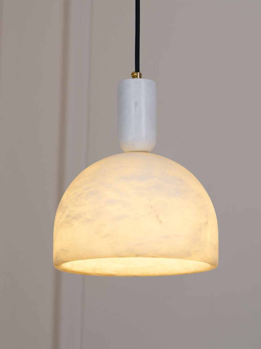 Fenrenenis Alabaster Pendant Light-Moonnatur