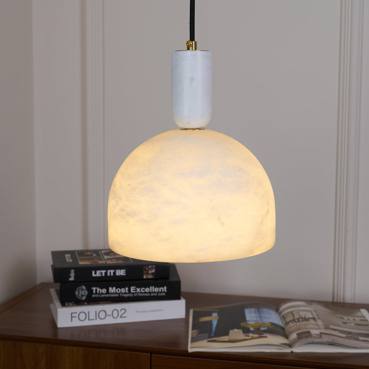 Fenrenenis Alabaster Pendant Light-Moonnatur