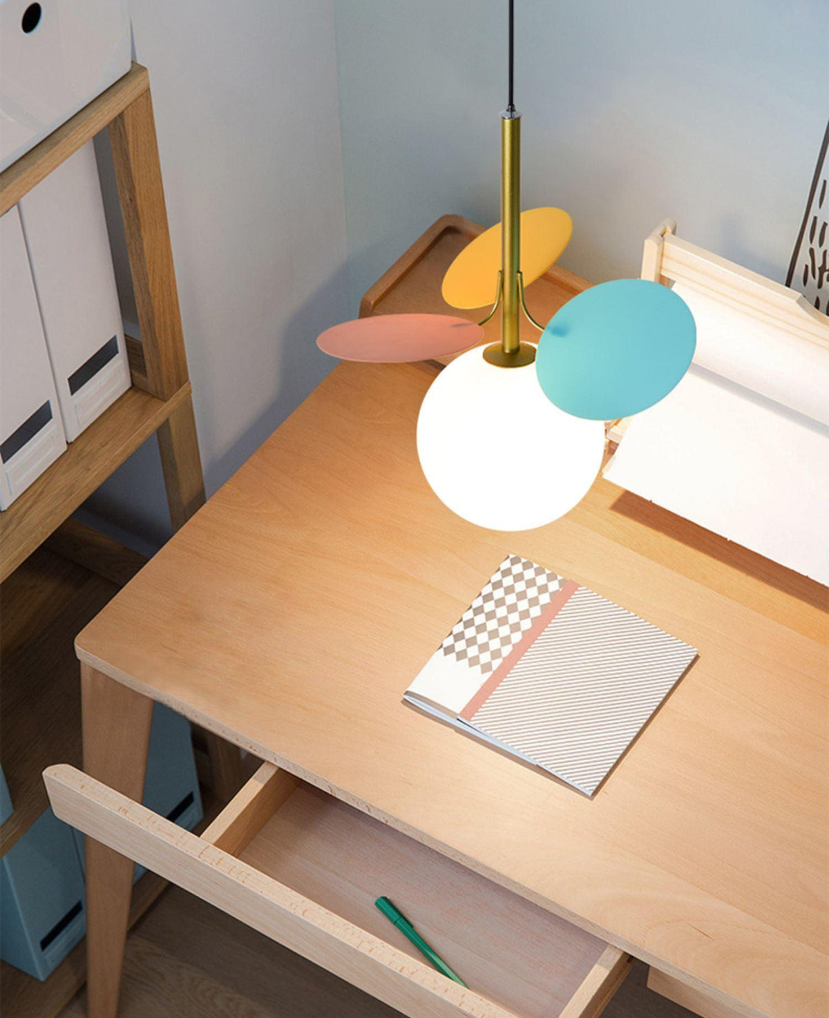 Avencora Glass Pendant Light-Moonnatur