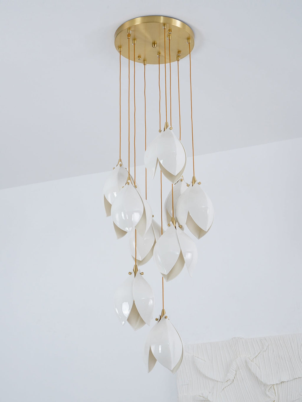 Xomalia Ceramic Pendant Lamp-Moonnatur
