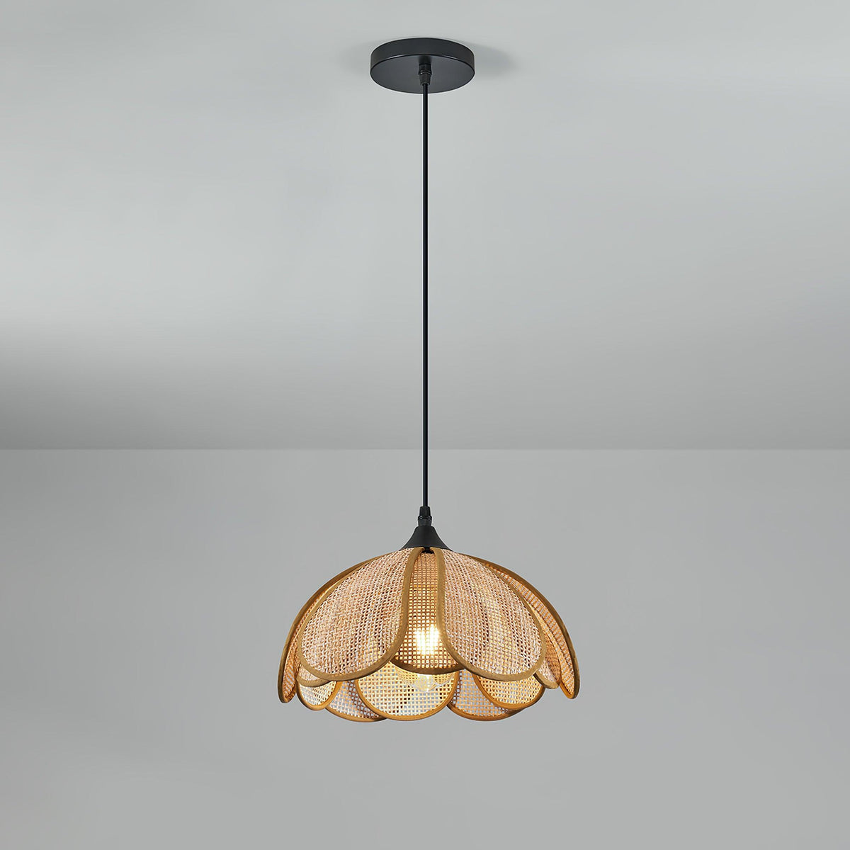 Olvenis Rattan Pendant Light-Moonnatur