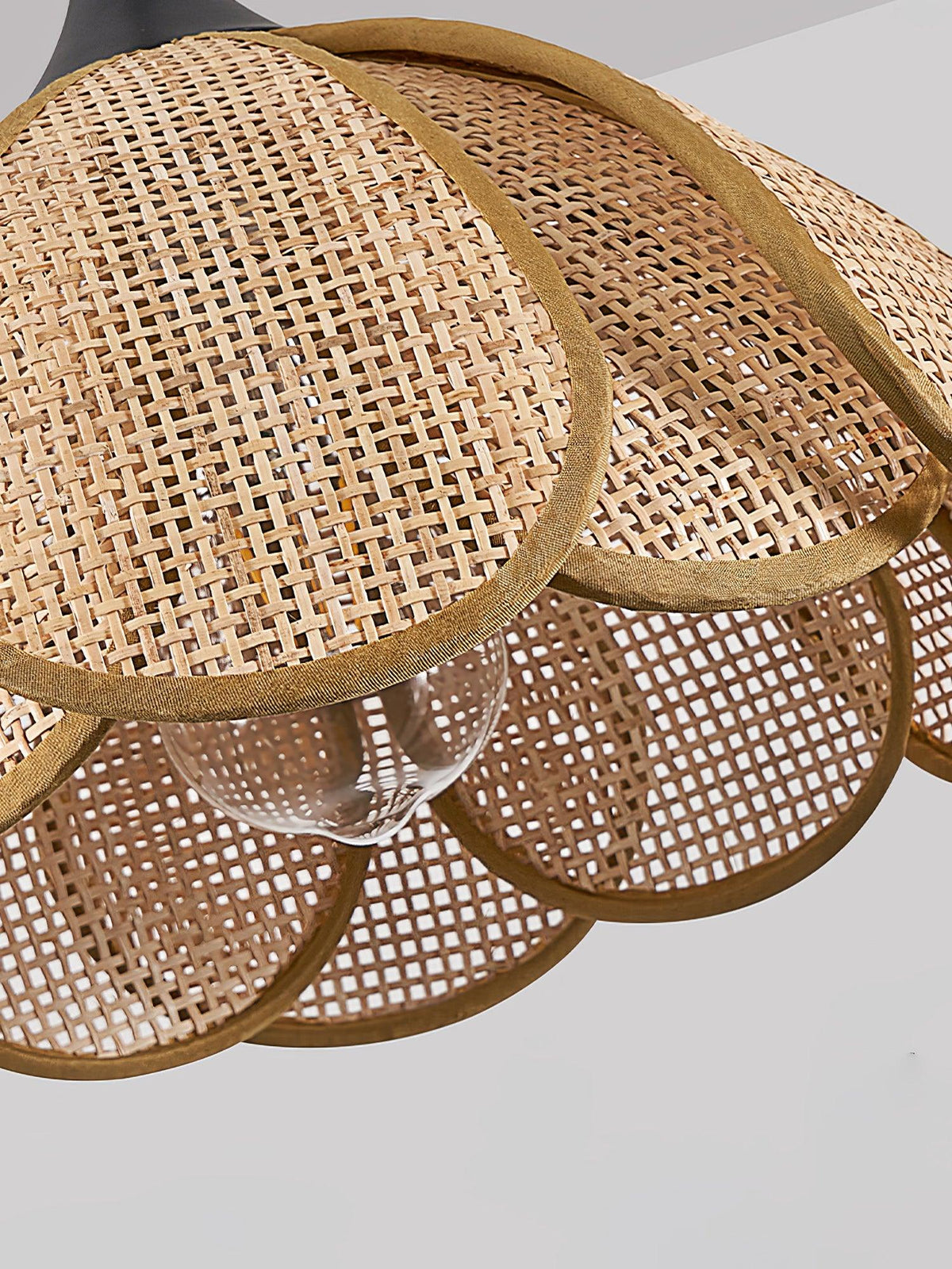 Olvenis Rattan Pendant Light-Moonnatur