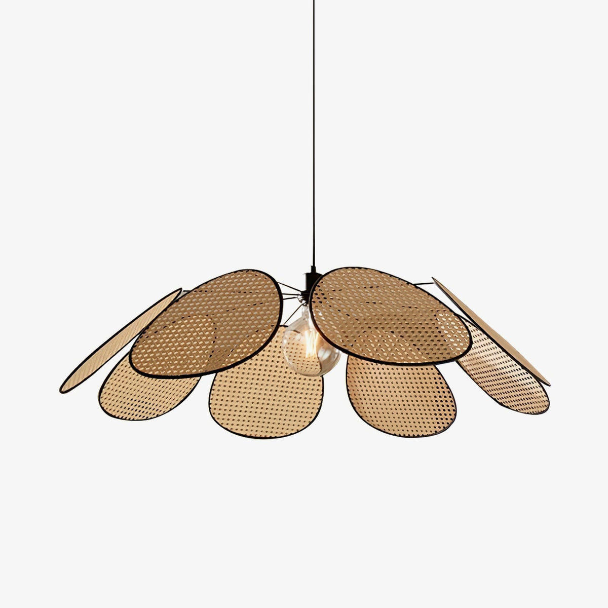 Finrella Rattan Pendant Light-Moonnatur
