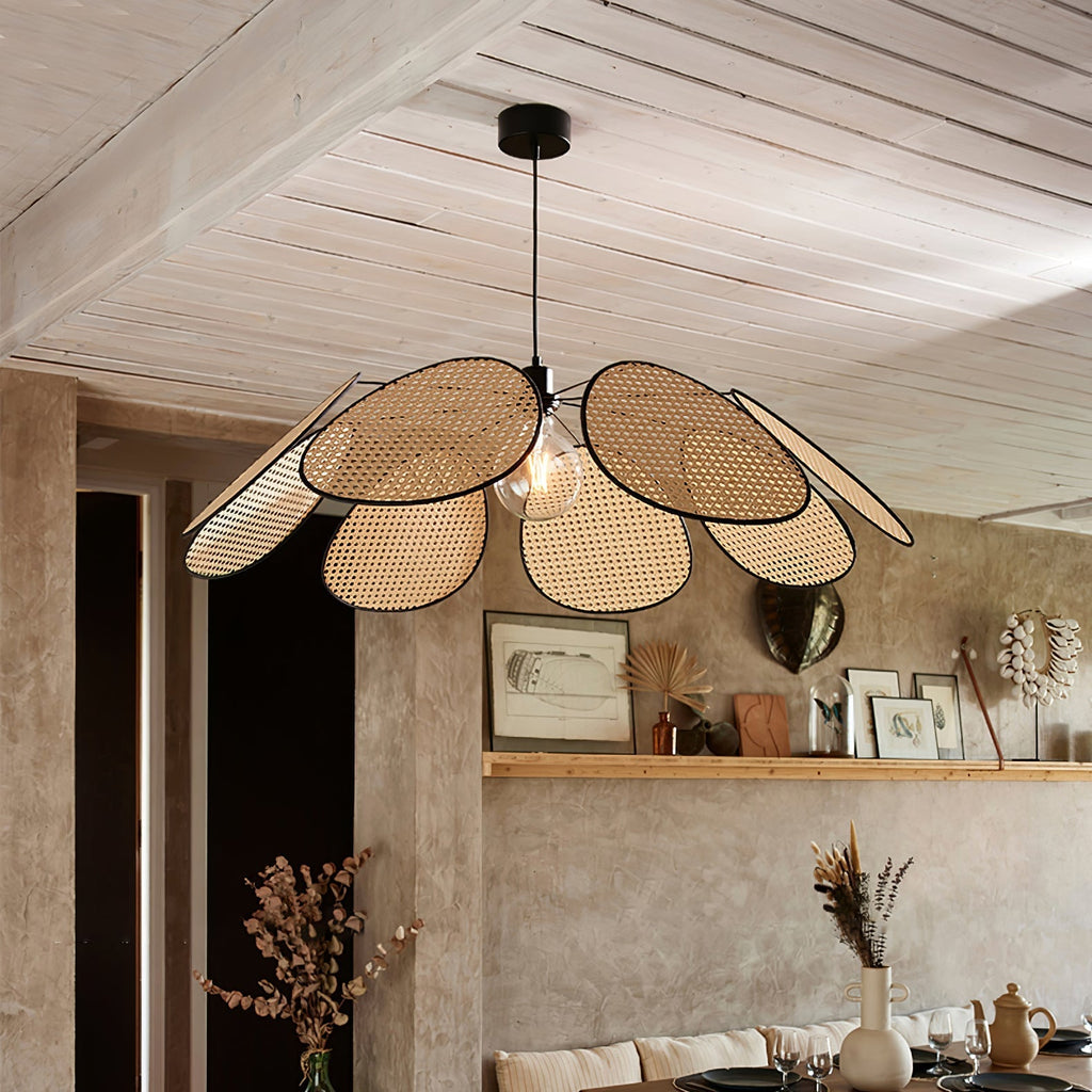 Finrella Rattan Pendant Light-Moonnatur