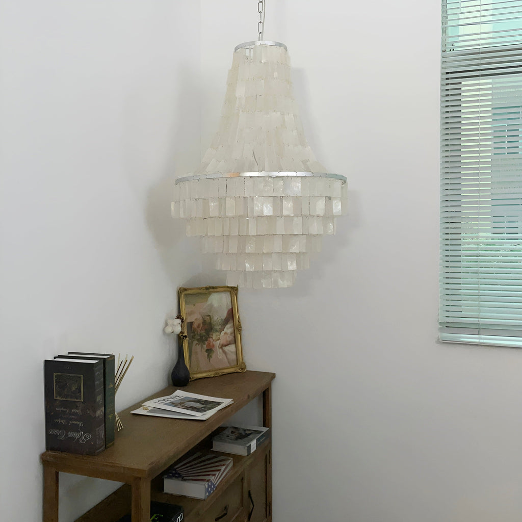 Veldenara Shell Chandelier-Moonnatur