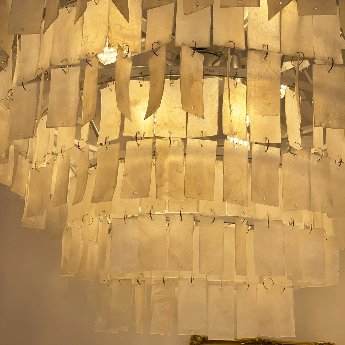 Veldenara Shell Chandelier-Moonnatur