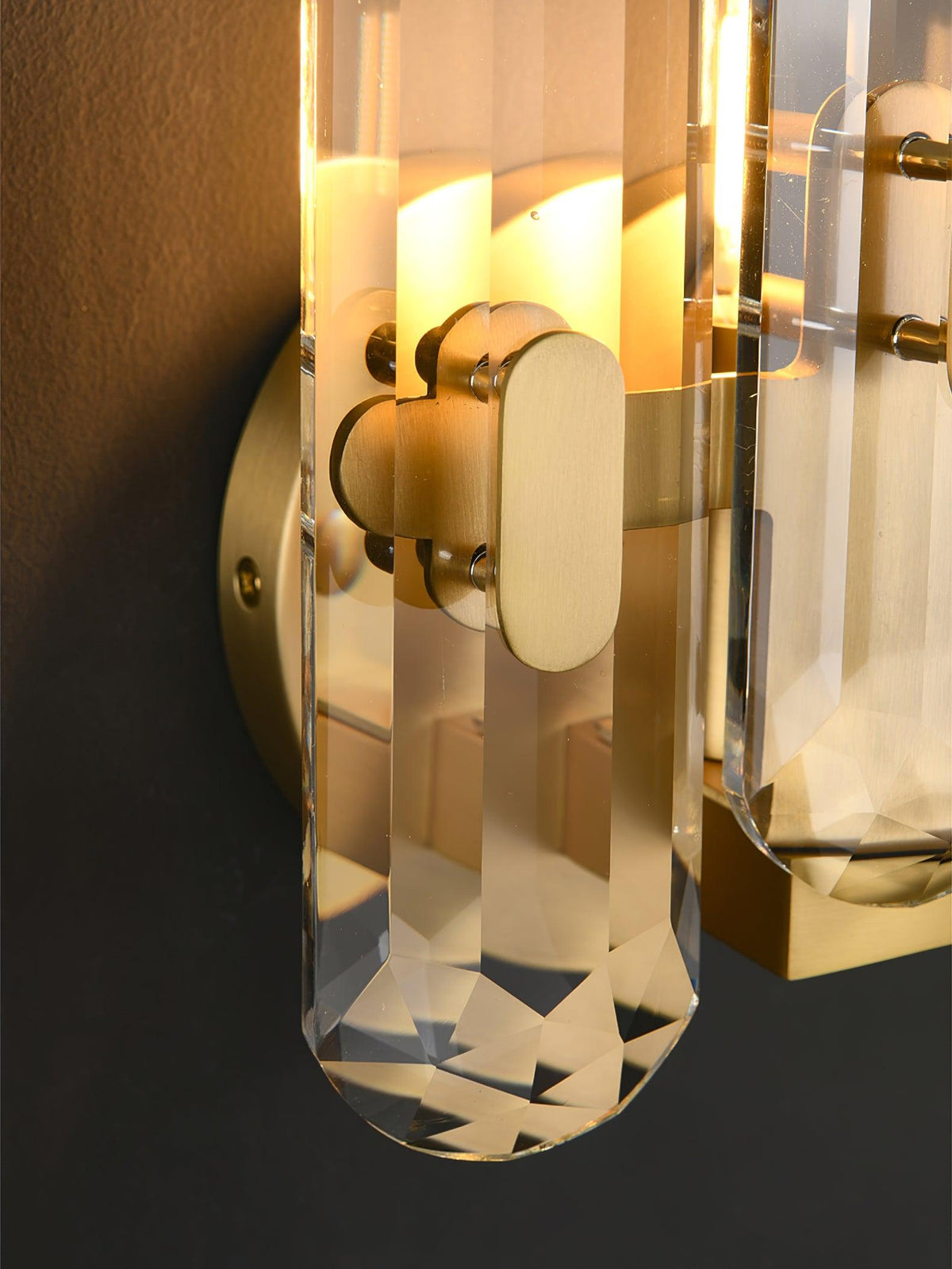 Narelia Crystal Wall Lamp-Moonnatur