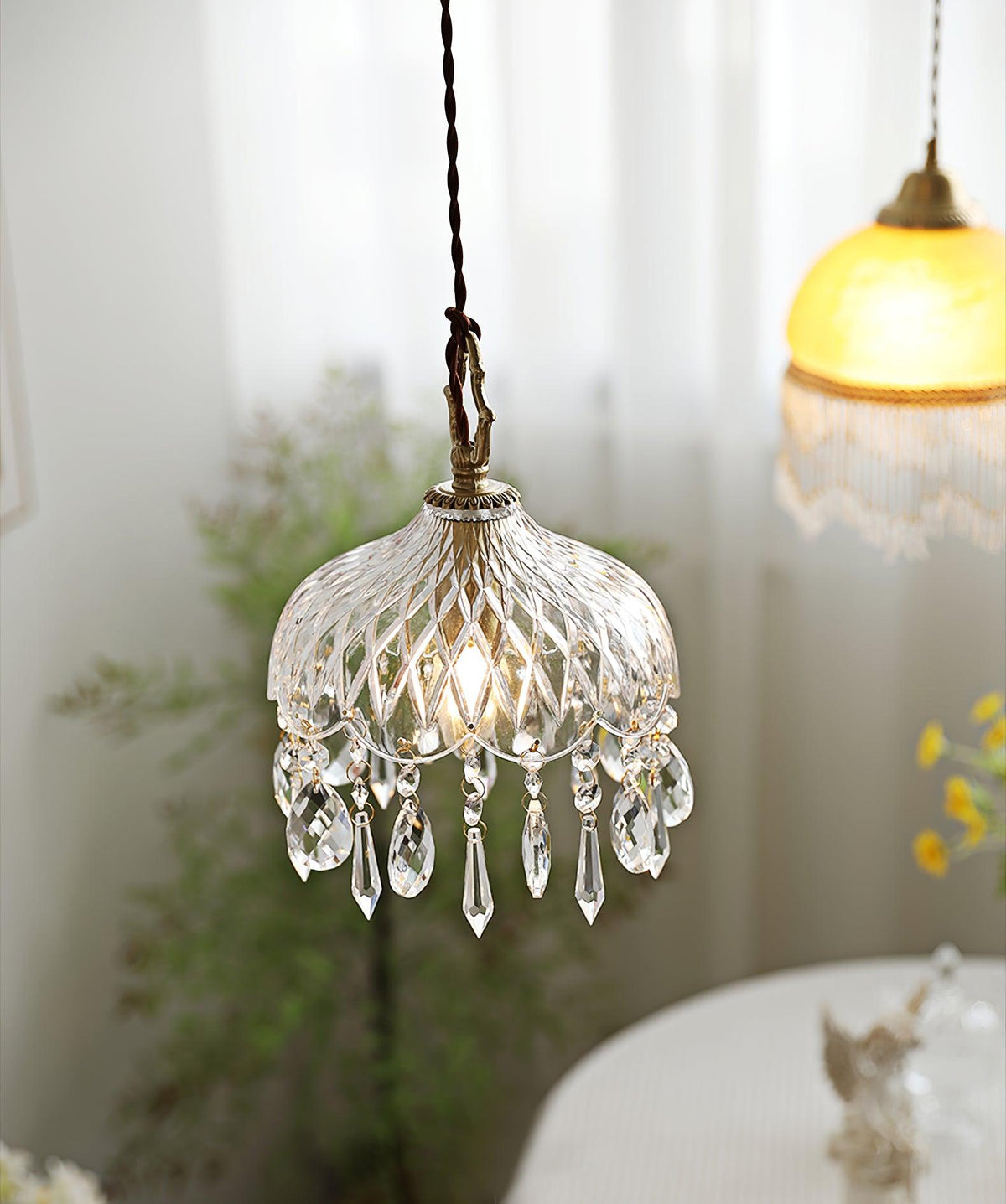 Korevia Crystal Pendant Light-Moonnatur