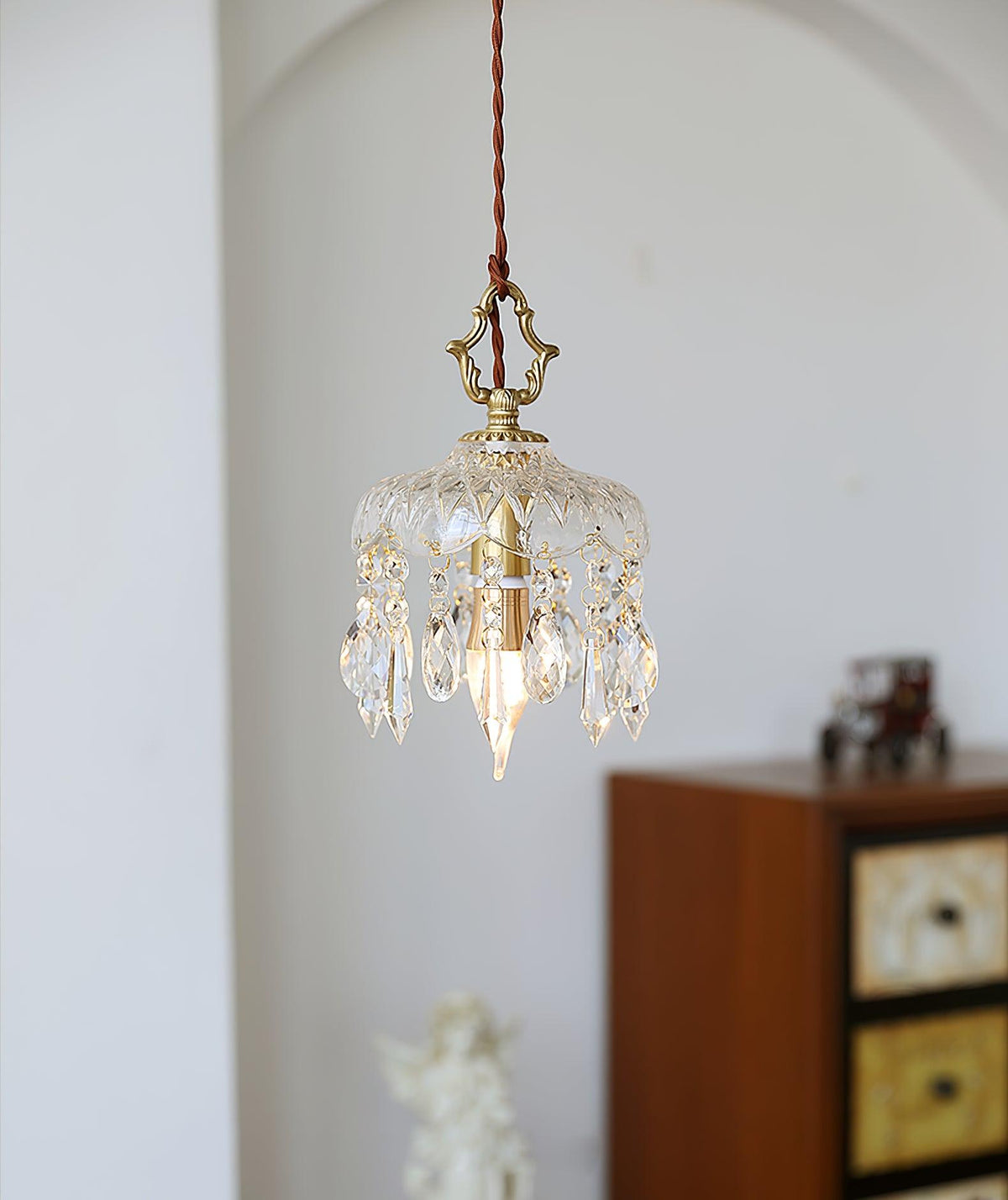 Korevia Crystal Pendant Light-Moonnatur