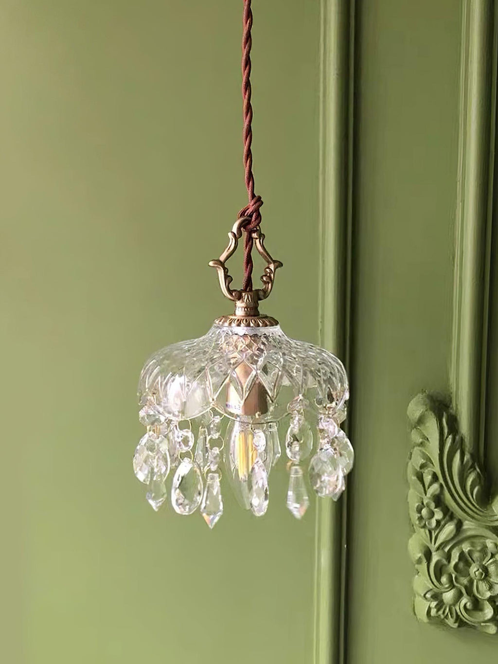 Korevia Crystal Pendant Light-Moonnatur