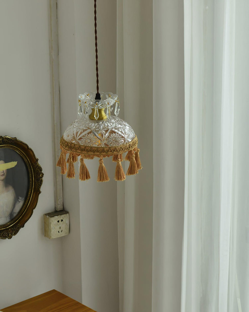 Finris Glass Pendant Light-Moonnatur
