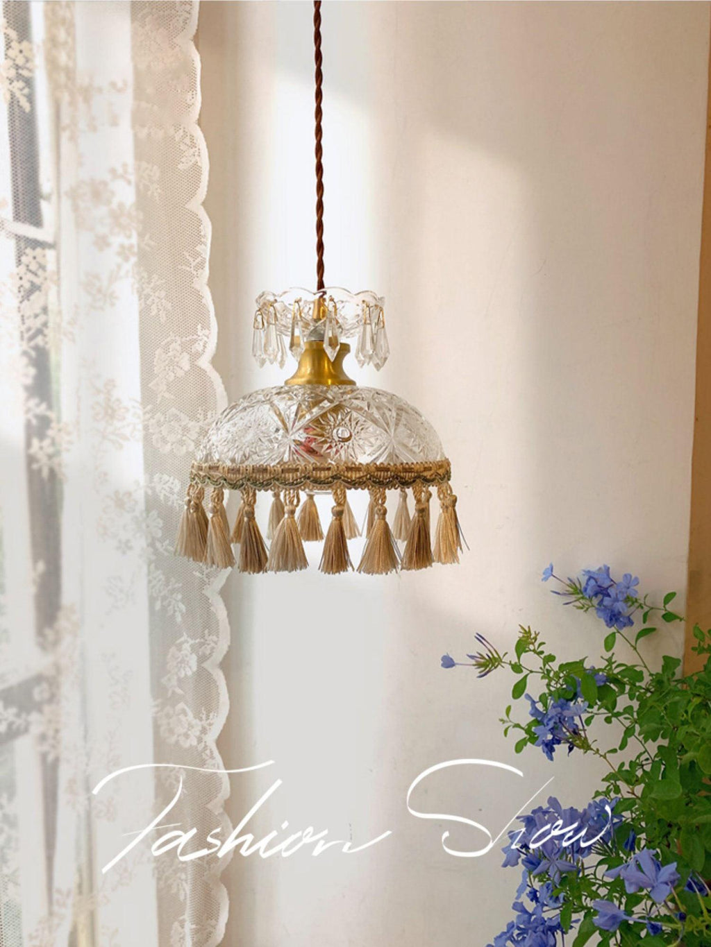 Finris Glass Pendant Light-Moonnatur