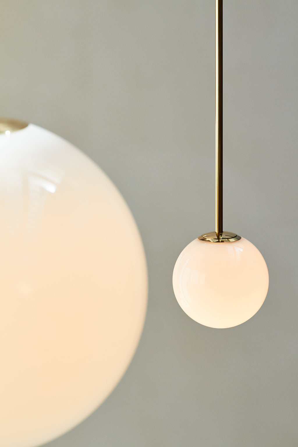 Zevella Glass Pendant Lamp-Moonnatur
