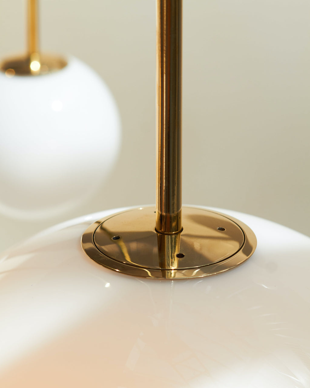 Zevella Glass Pendant Lamp-Moonnatur