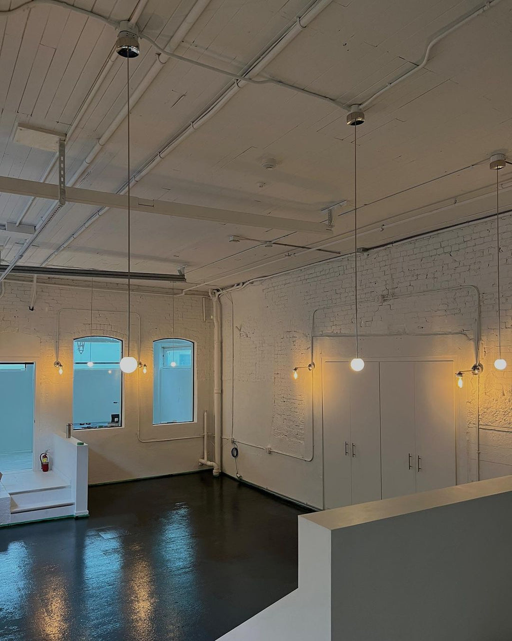 Zevella Glass Pendant Lamp-Moonnatur