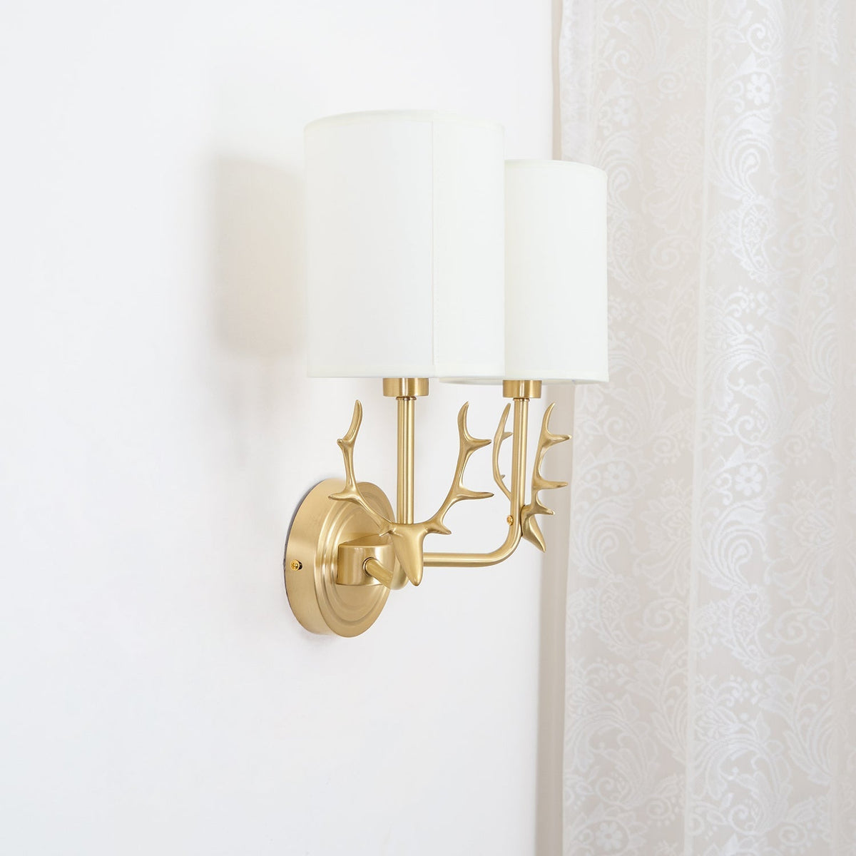 Jarlisse Brass Wall Light-Moonnatur