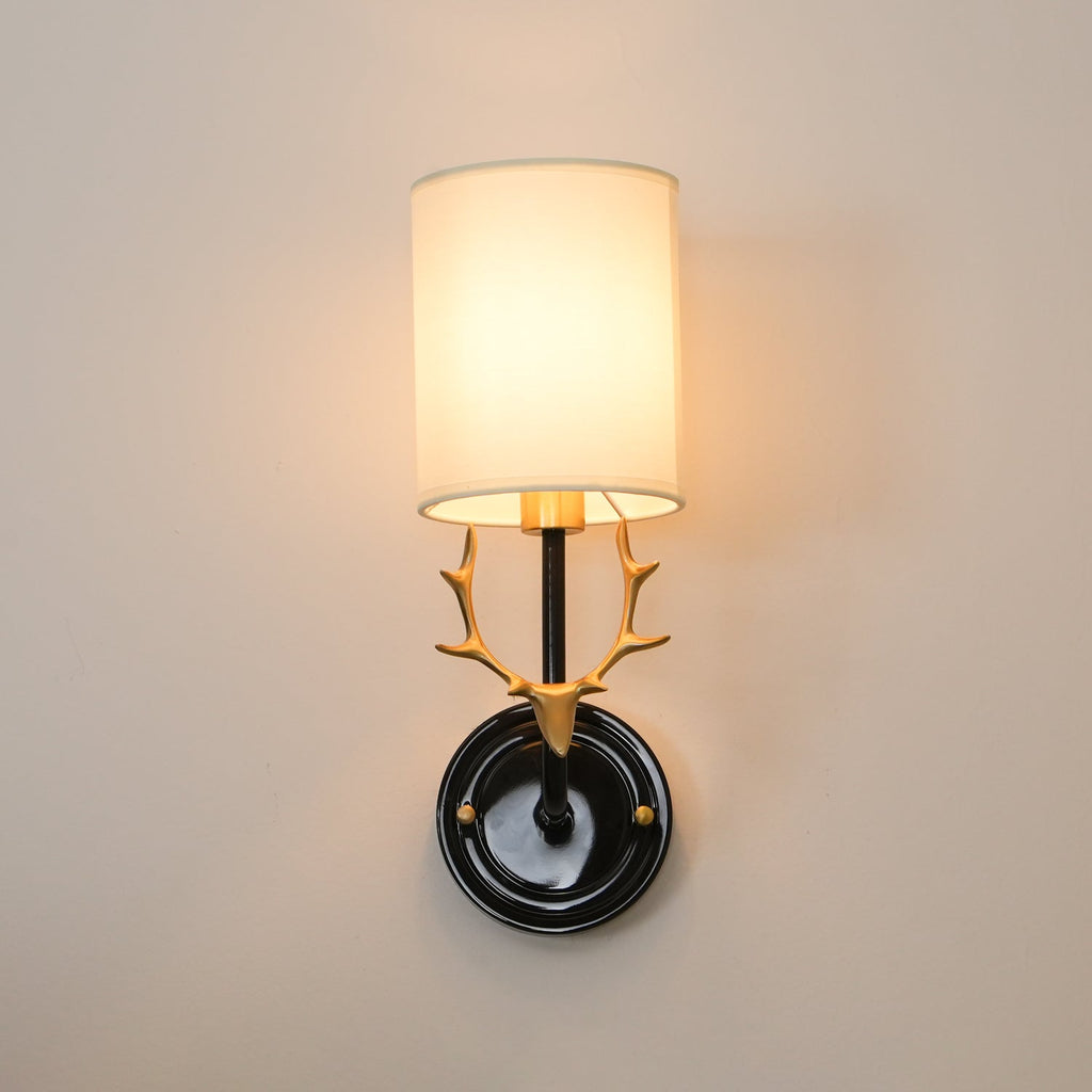 Jarlisse Brass Wall Light-Moonnatur