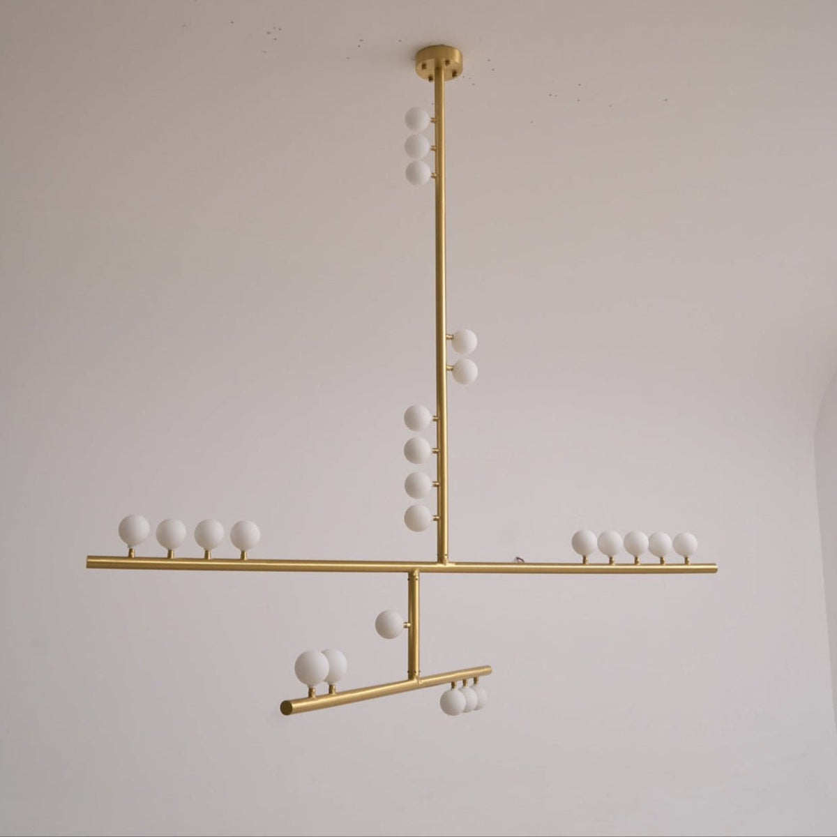 Ilvenaria Brass Chandelier-Moonnatur