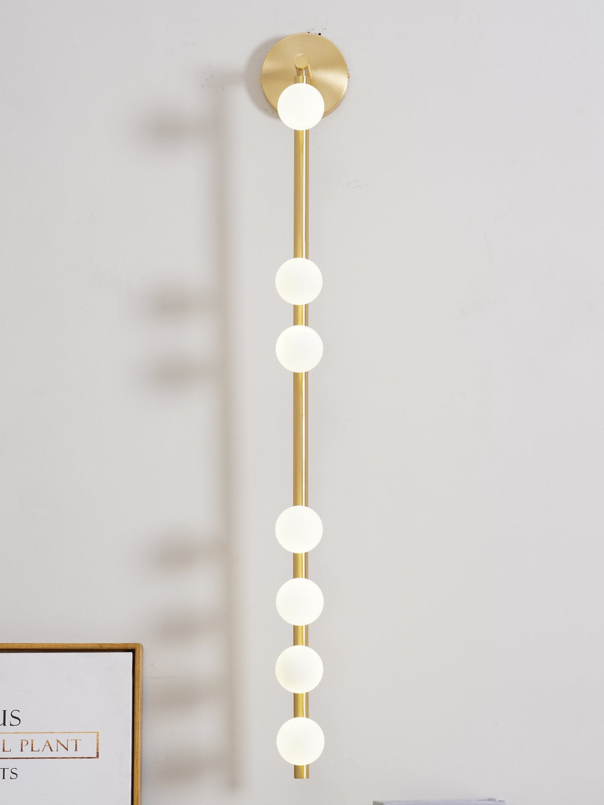 Zyvora Brass Wall Lamp-Moonnatur