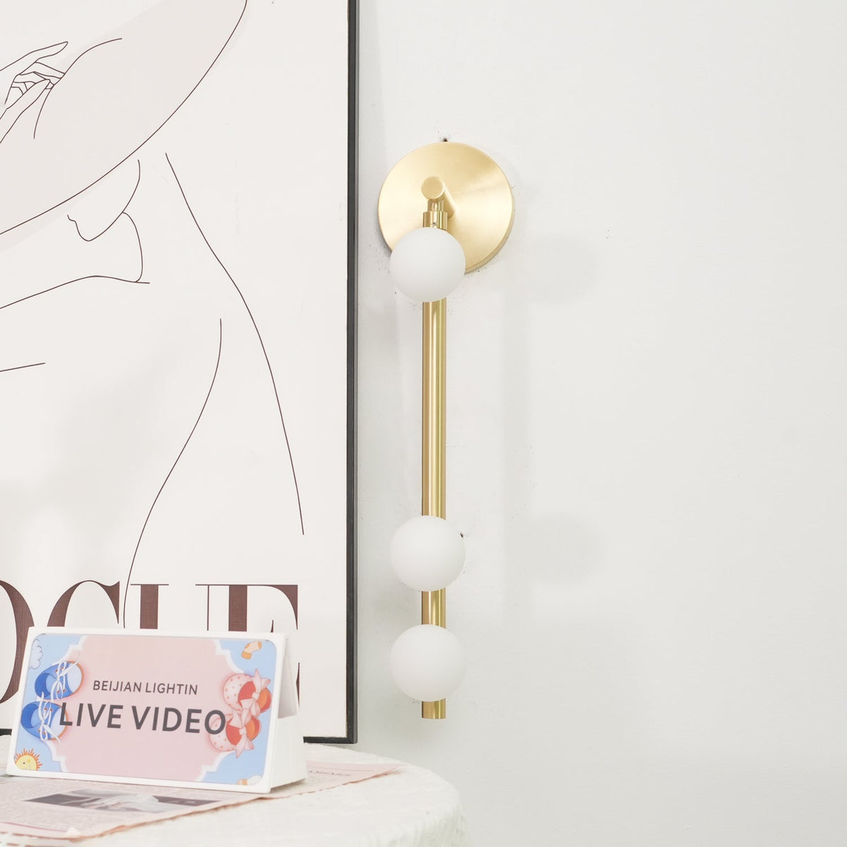 Zyvora Brass Wall Lamp-Moonnatur