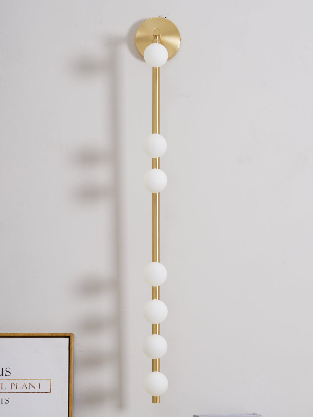 Zyvora Brass Wall Lamp-Moonnatur