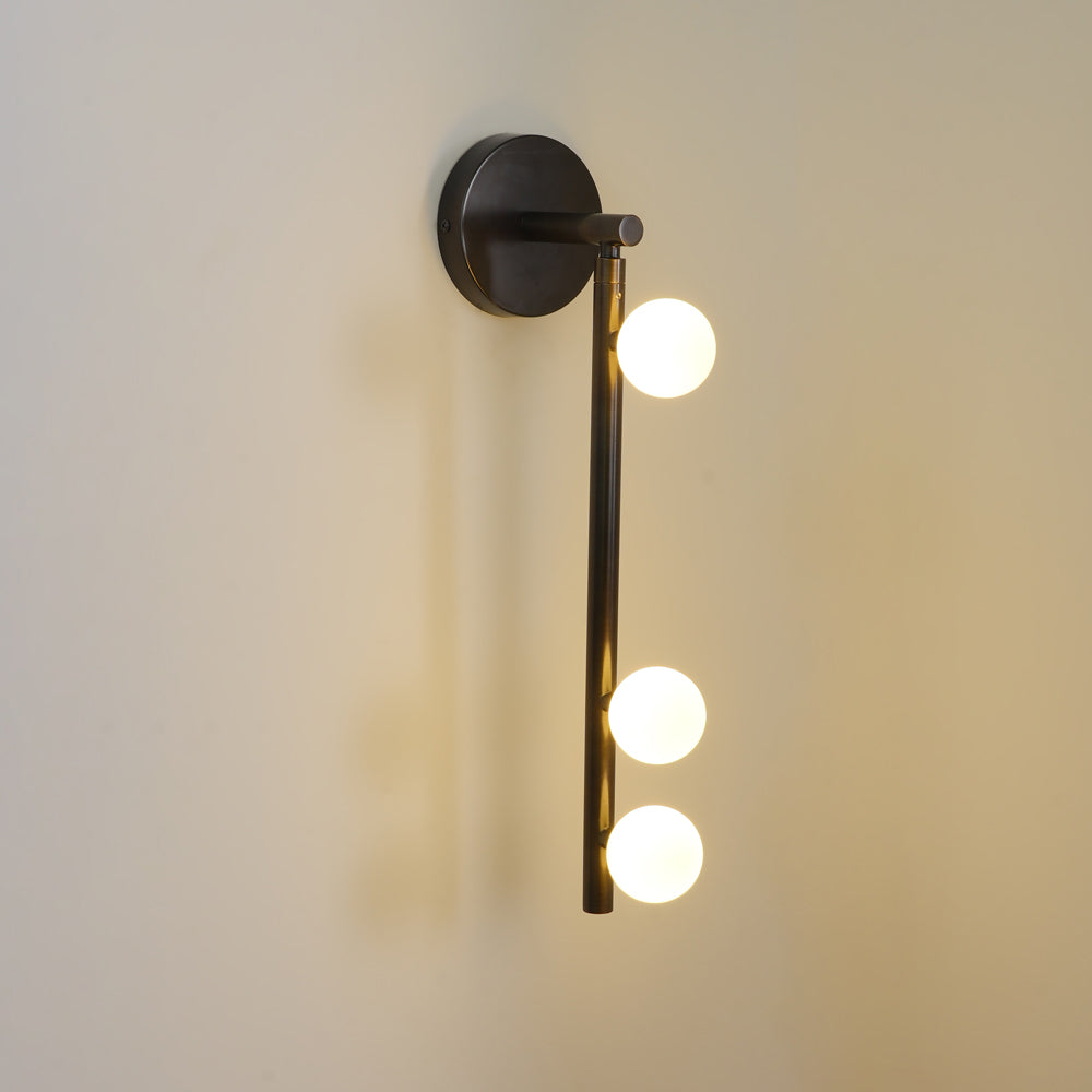 Zyvora Brass Wall Lamp-Moonnatur