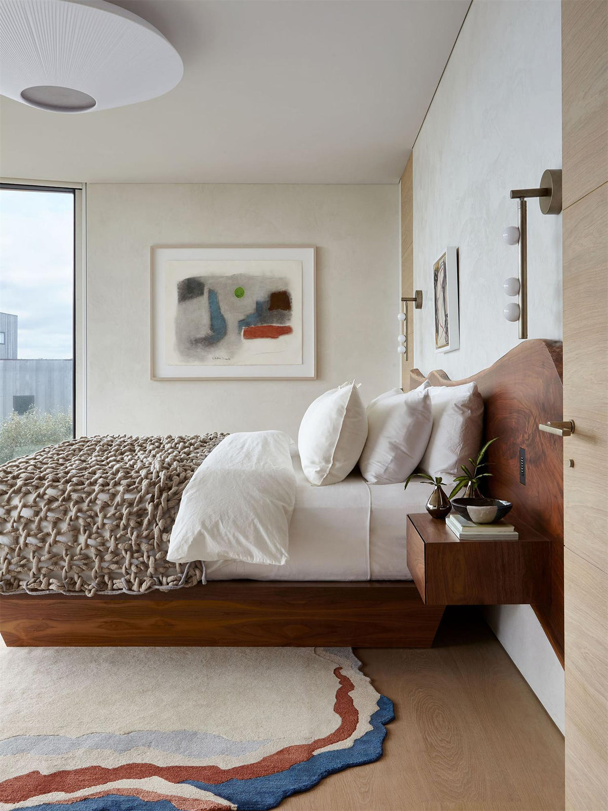 Zyvora Brass Wall Lamp-Moonnatur