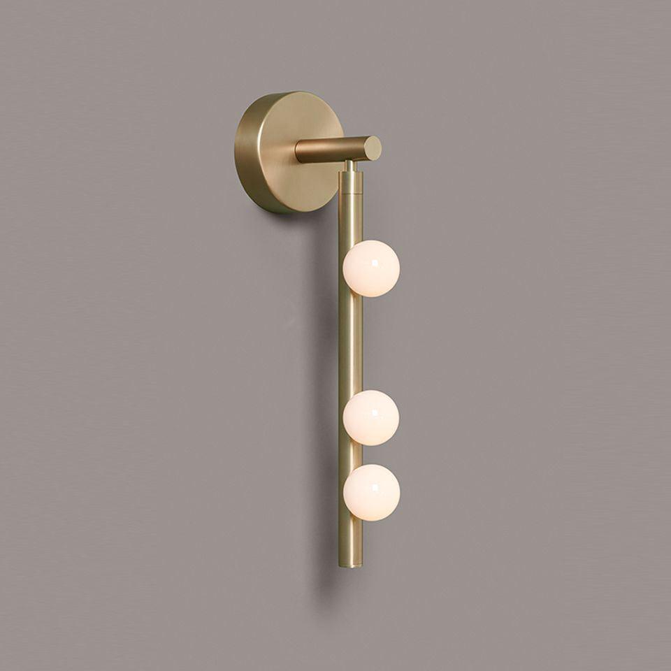 Zyvora Brass Wall Lamp-Moonnatur